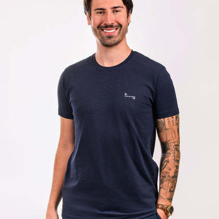 Camiseta Básica Azul Escuro