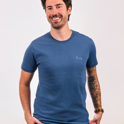Camiseta Básica Azul Claro